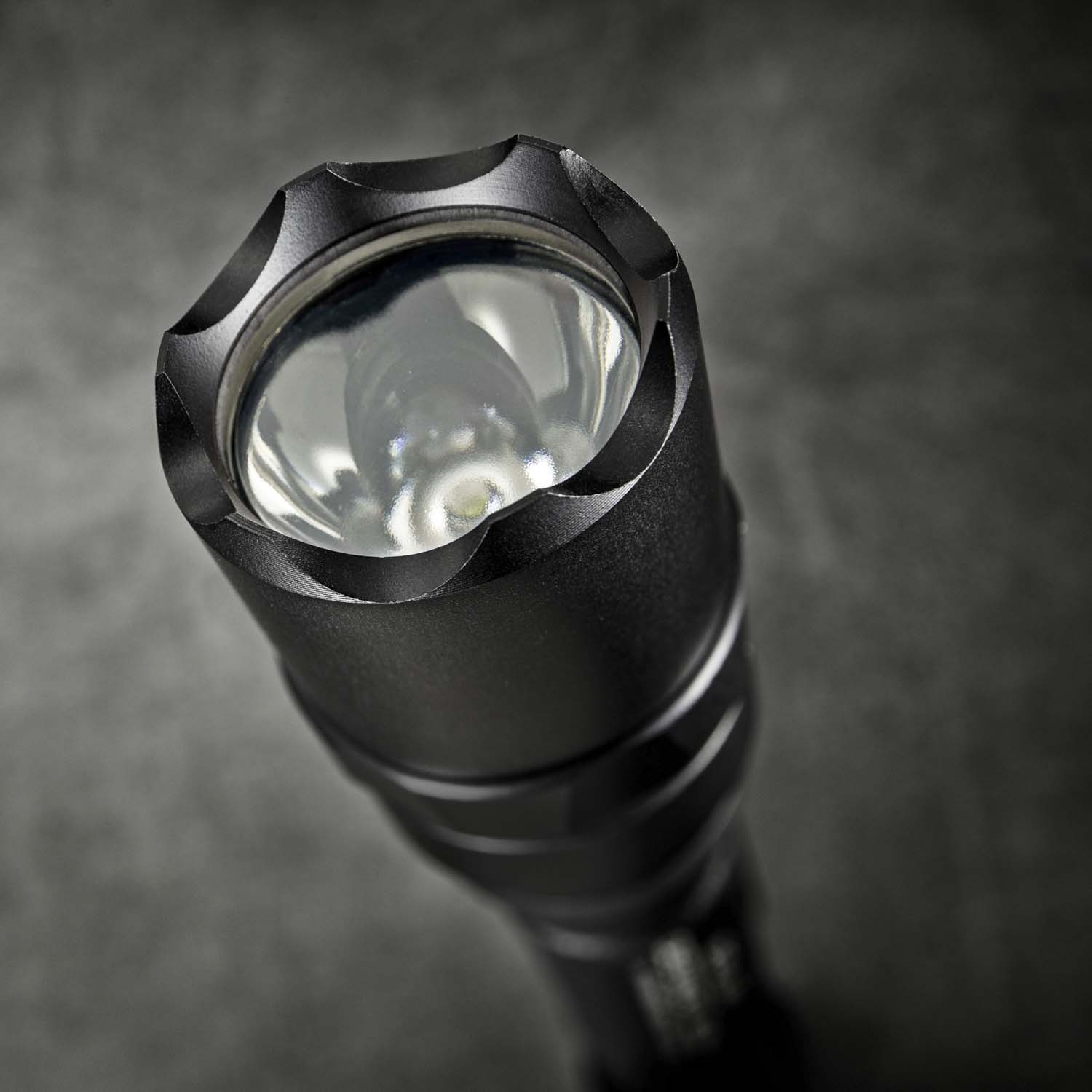 SureFire E2D Defender Ultra Flashlight